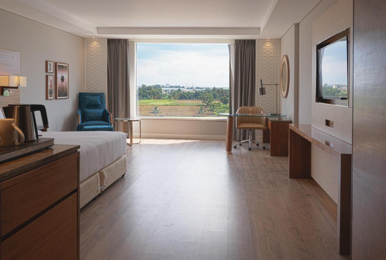 Hotel The Elite Narasapura, A Member Of Radisson Individuals Esterno foto