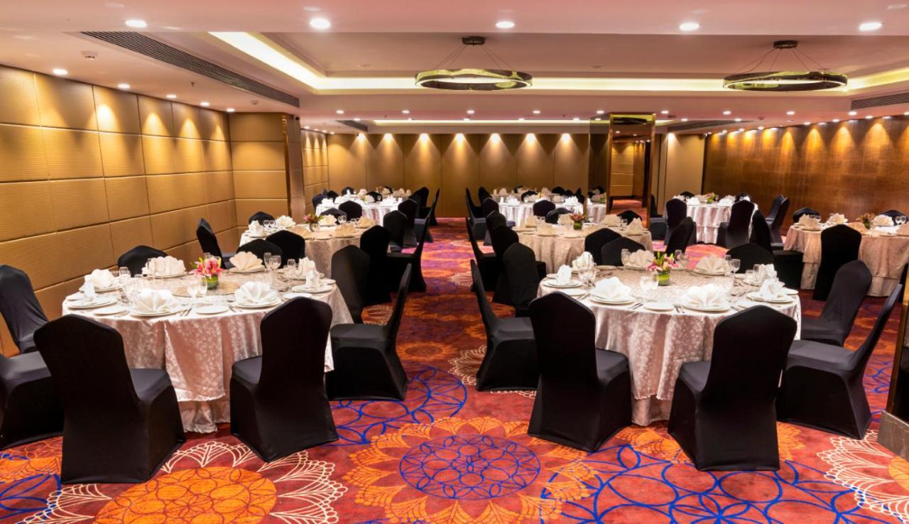 Hotel The Elite Narasapura, A Member Of Radisson Individuals Esterno foto