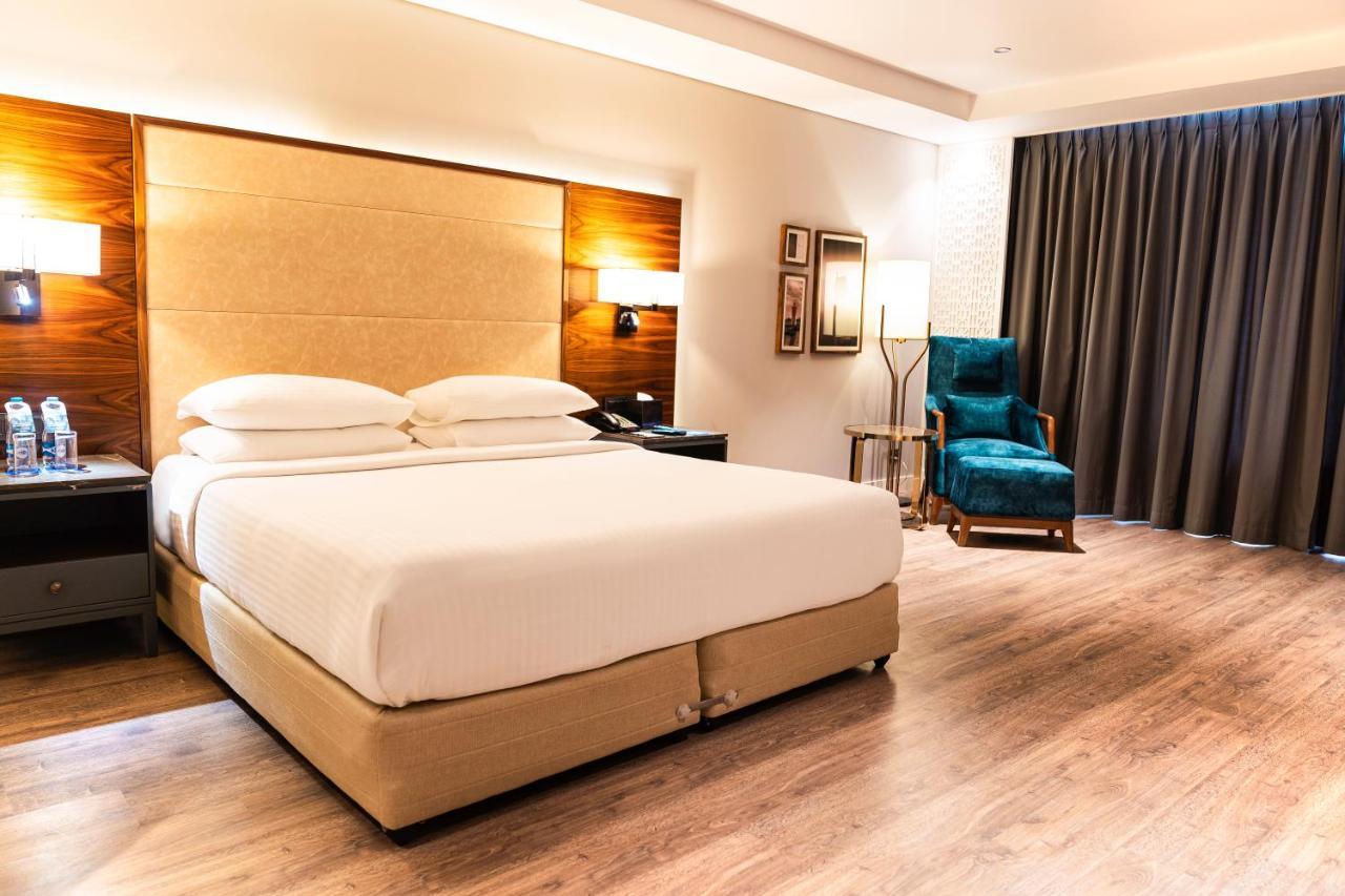 Hotel The Elite Narasapura, A Member Of Radisson Individuals Esterno foto
