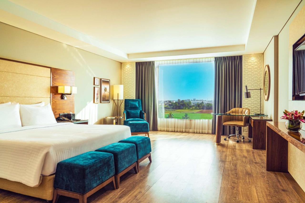 Hotel The Elite Narasapura, A Member Of Radisson Individuals Esterno foto