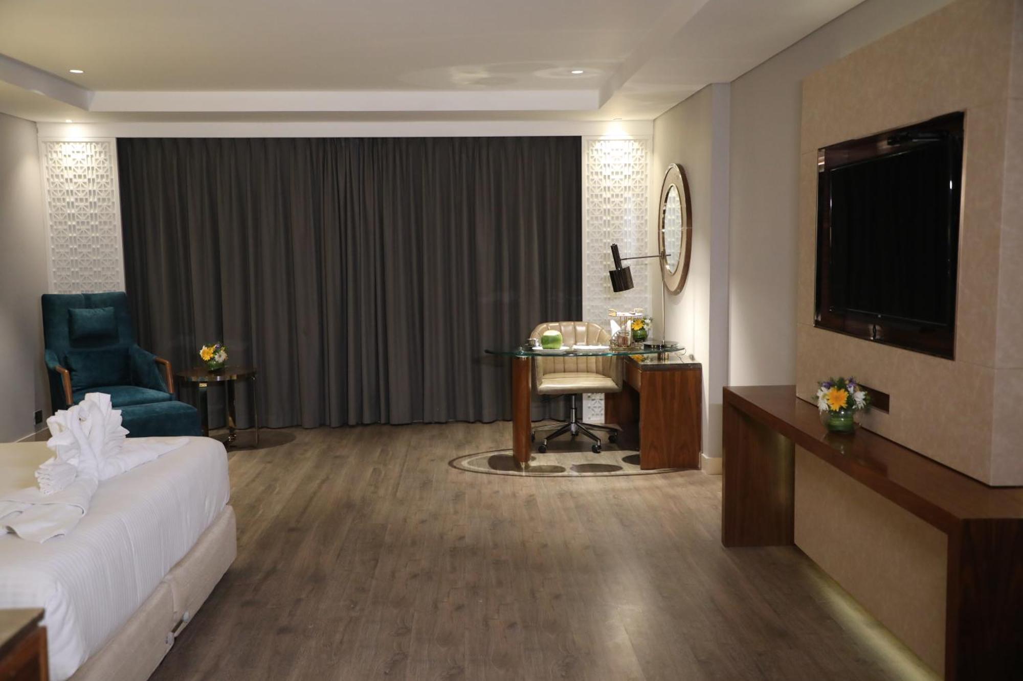 Hotel The Elite Narasapura, A Member Of Radisson Individuals Esterno foto
